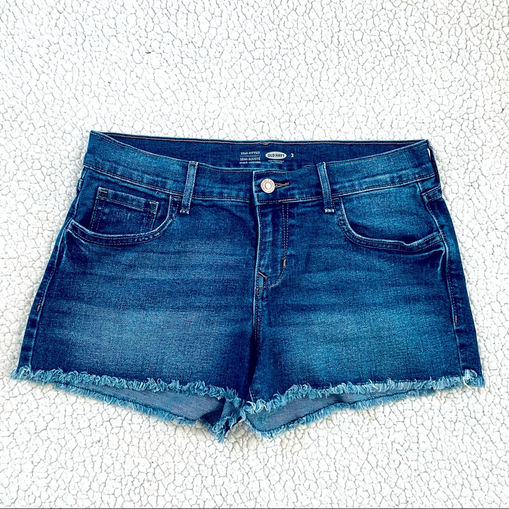 Fringe shorts 3” seam mid rise size 2